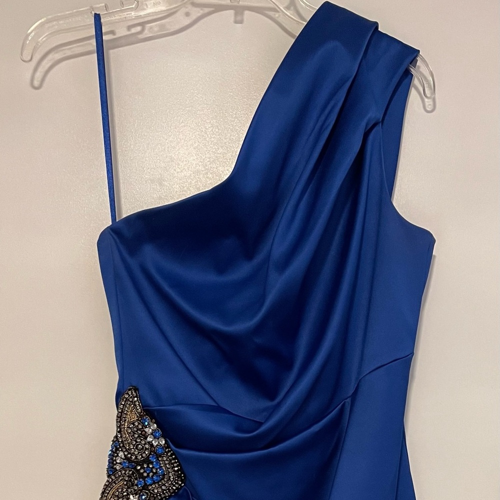 Off-the-Shoulder Royal Blue Cocktail Dress Size 8